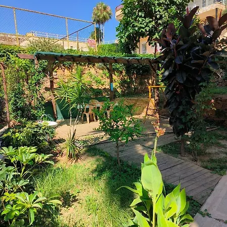 Green Garden 5b דירה